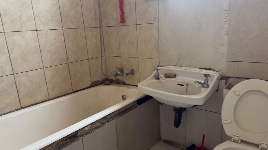 4 Bedroom Property for Sale in Windermere KwaZulu-Natal