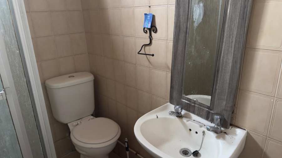4 Bedroom Property for Sale in Windermere KwaZulu-Natal