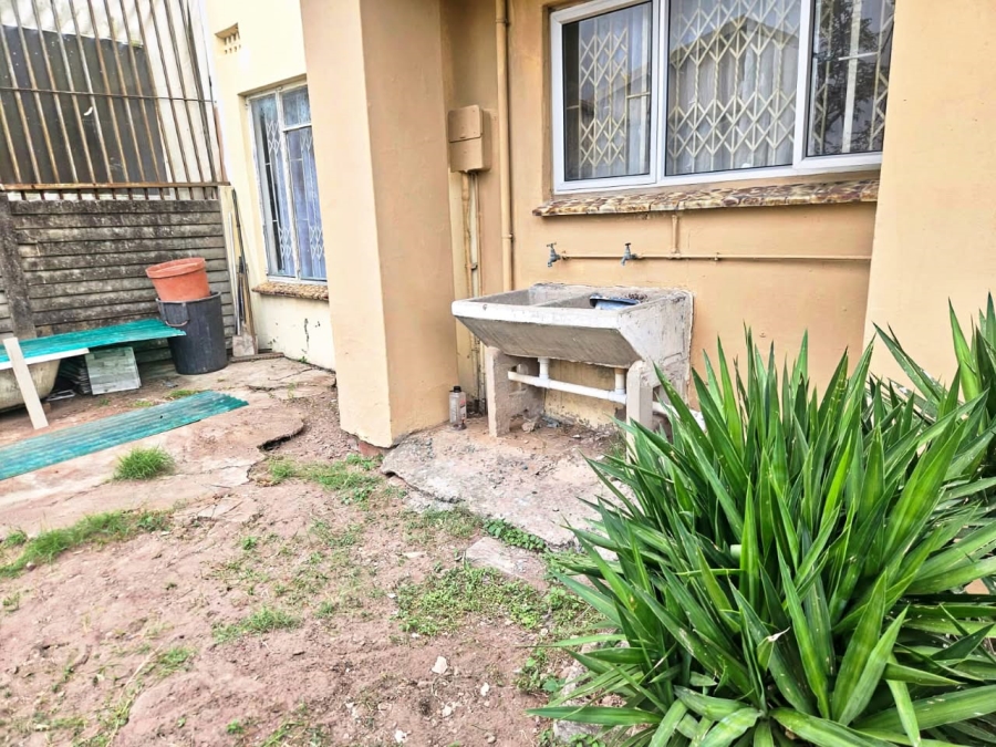 5 Bedroom Property for Sale in Havenside KwaZulu-Natal