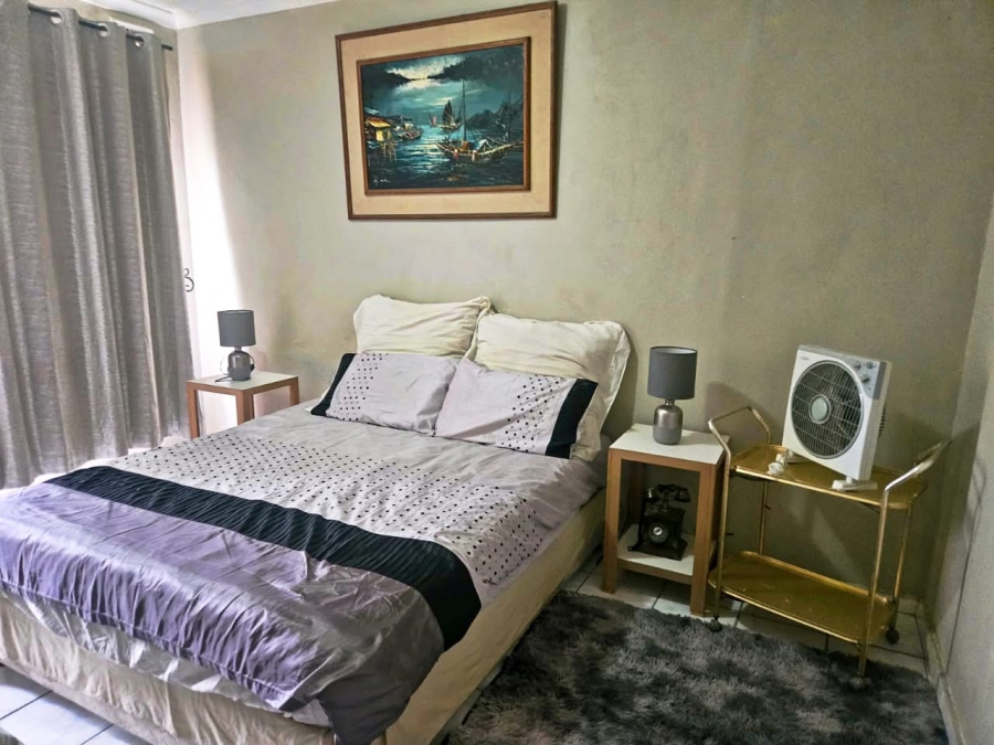 5 Bedroom Property for Sale in Havenside KwaZulu-Natal