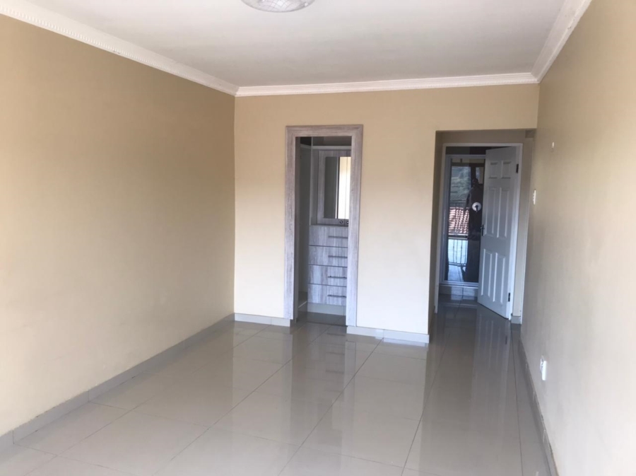 To Let 3 Bedroom Property for Rent in Malvern KwaZulu-Natal