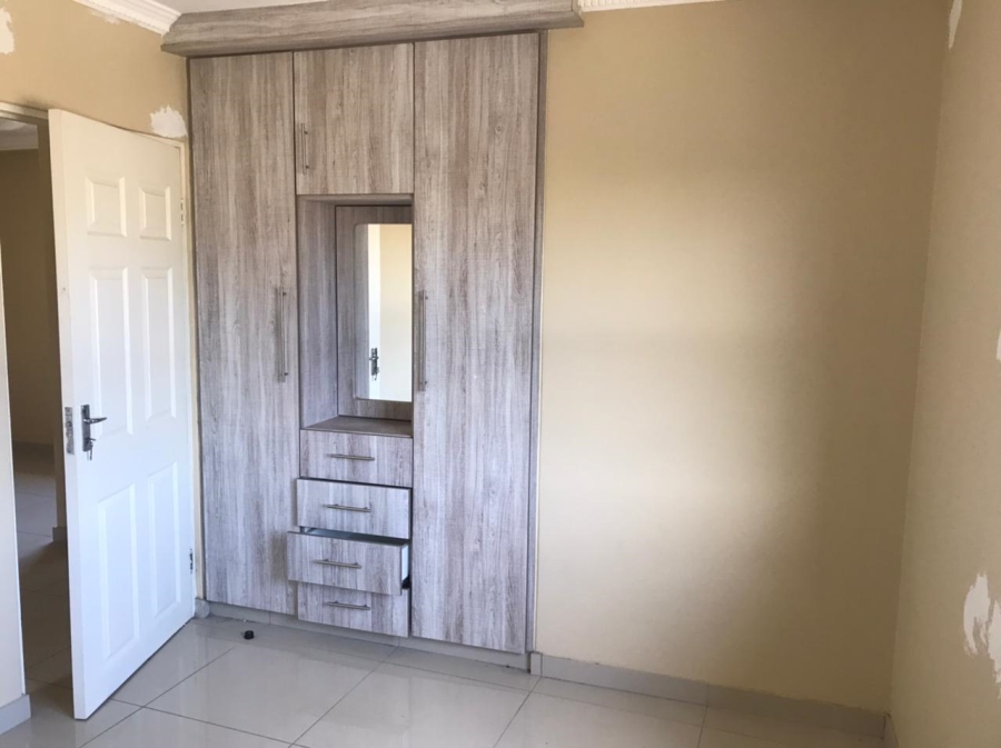 To Let 3 Bedroom Property for Rent in Malvern KwaZulu-Natal