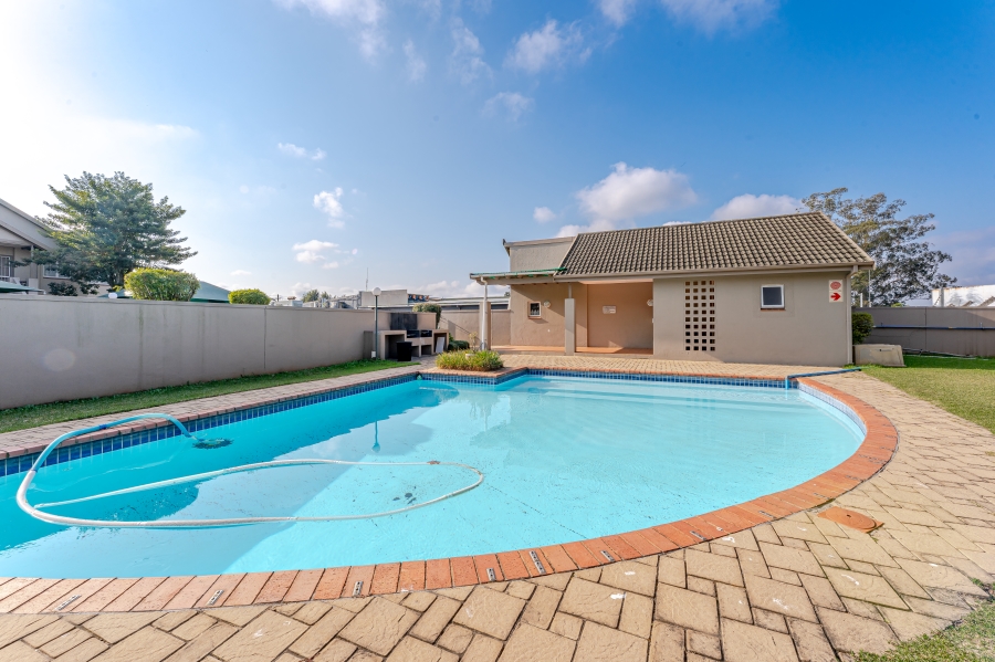 1 Bedroom Property for Sale in Hillcrest Central KwaZulu-Natal
