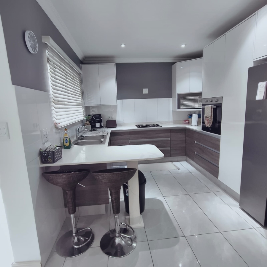 2 Bedroom Property for Sale in Malvern KwaZulu-Natal
