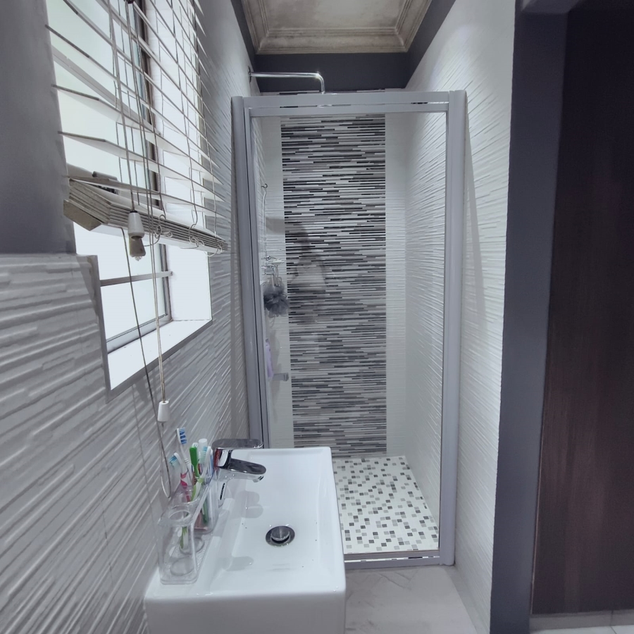 2 Bedroom Property for Sale in Malvern KwaZulu-Natal