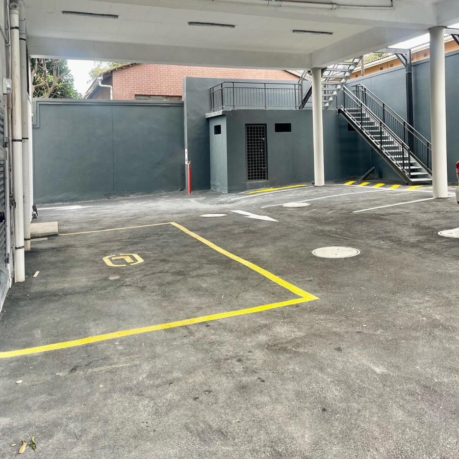 To Let 1 Bedroom Property for Rent in Montclair KwaZulu-Natal