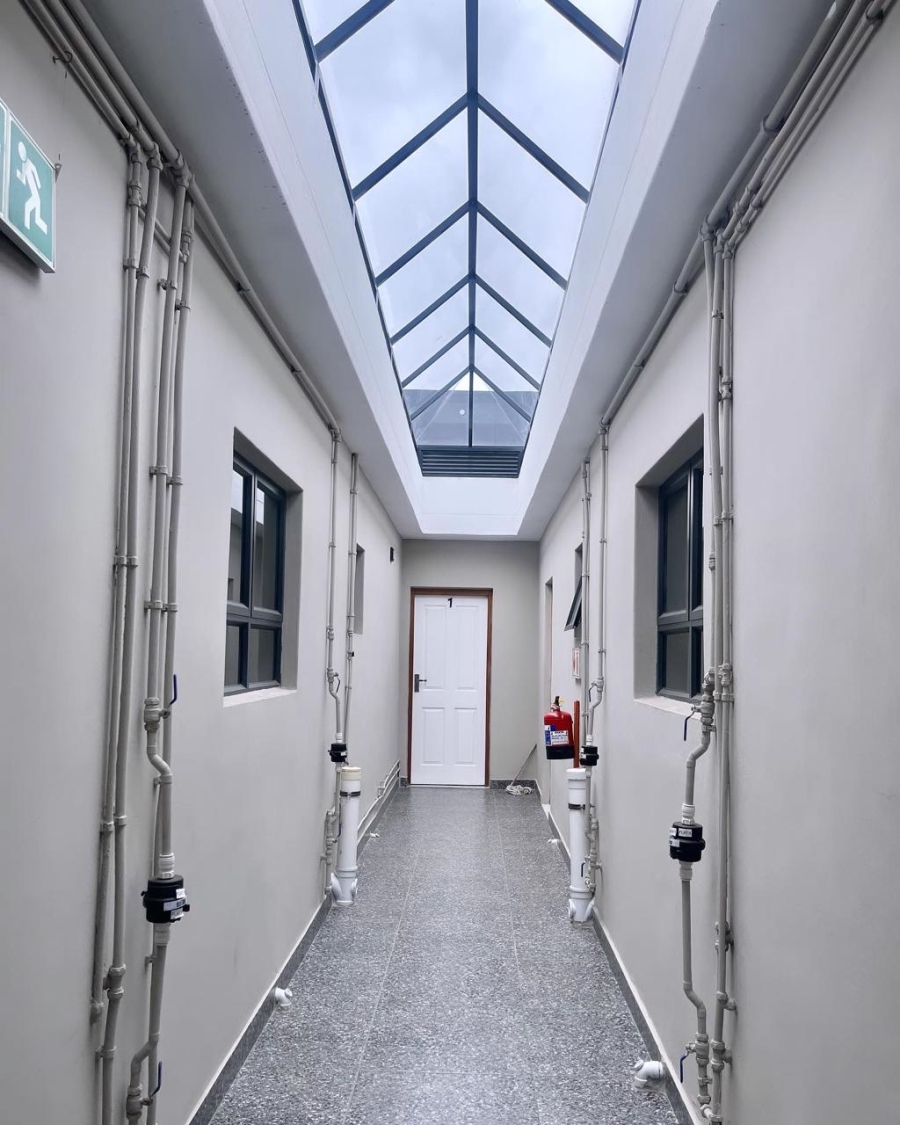 To Let 1 Bedroom Property for Rent in Montclair KwaZulu-Natal