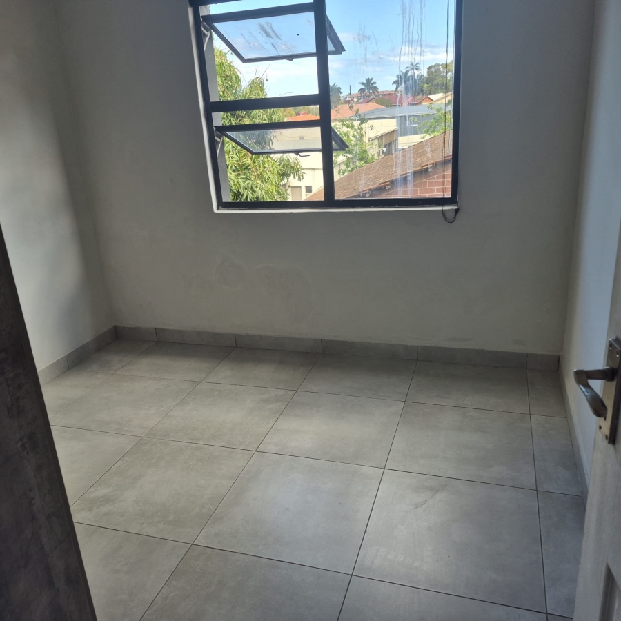 To Let 1 Bedroom Property for Rent in Montclair KwaZulu-Natal