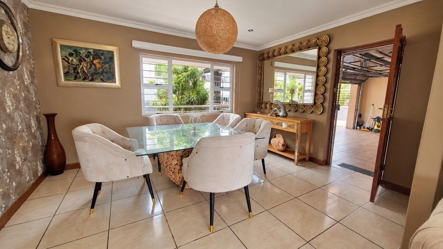 5 Bedroom Property for Sale in Salt Rock KwaZulu-Natal
