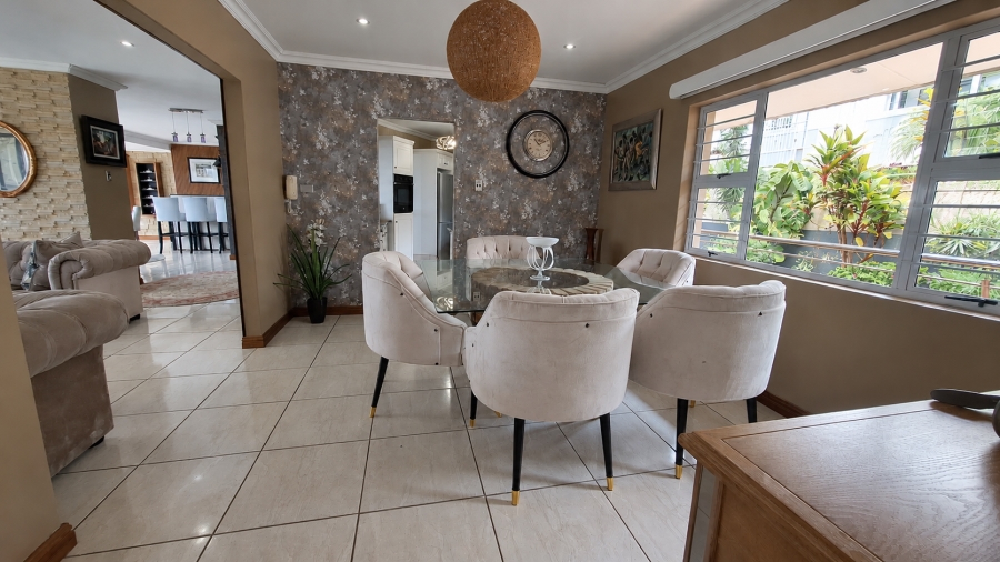 5 Bedroom Property for Sale in Salt Rock KwaZulu-Natal
