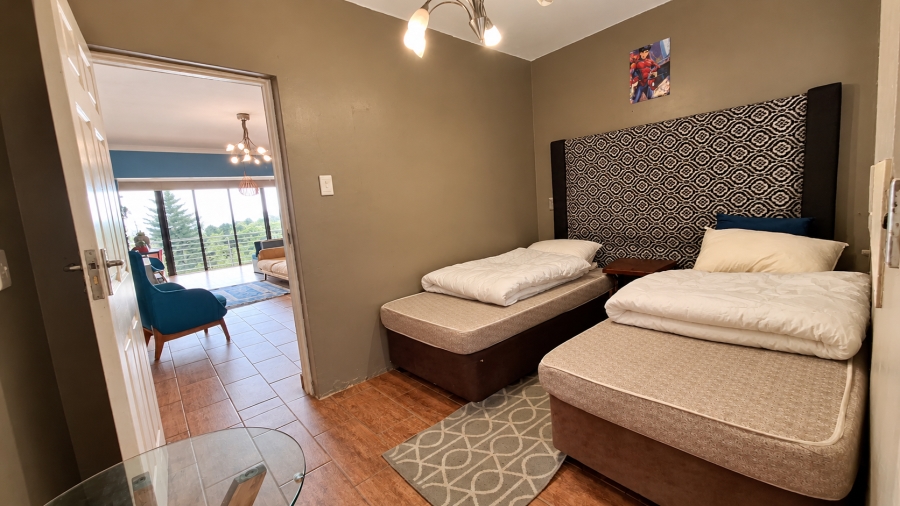 5 Bedroom Property for Sale in Salt Rock KwaZulu-Natal