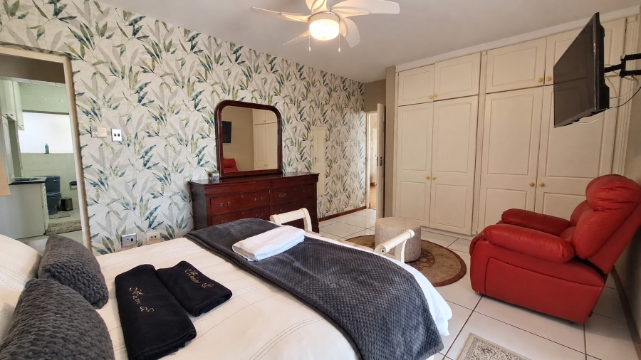 5 Bedroom Property for Sale in Salt Rock KwaZulu-Natal