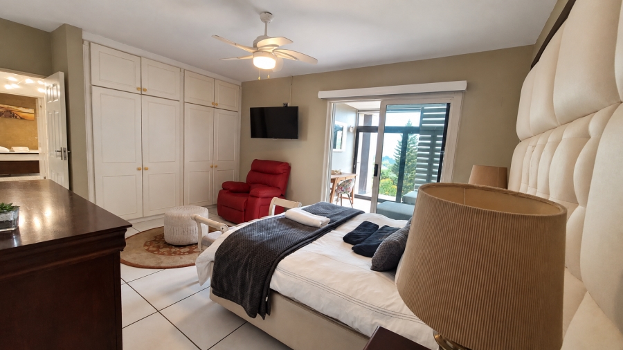 5 Bedroom Property for Sale in Salt Rock KwaZulu-Natal