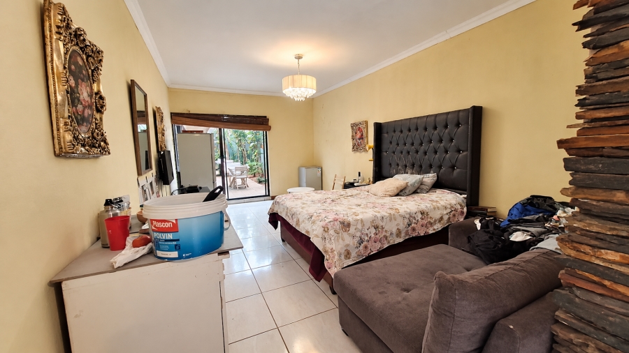 5 Bedroom Property for Sale in Salt Rock KwaZulu-Natal