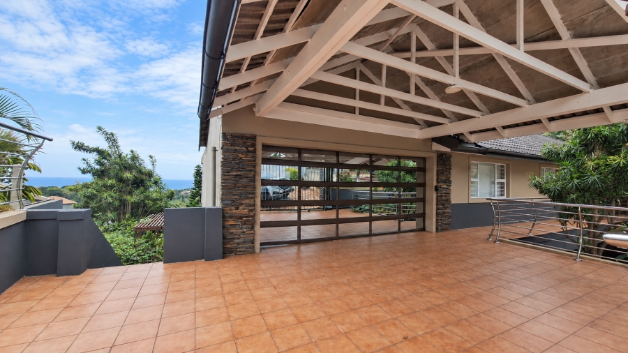 5 Bedroom Property for Sale in Salt Rock KwaZulu-Natal