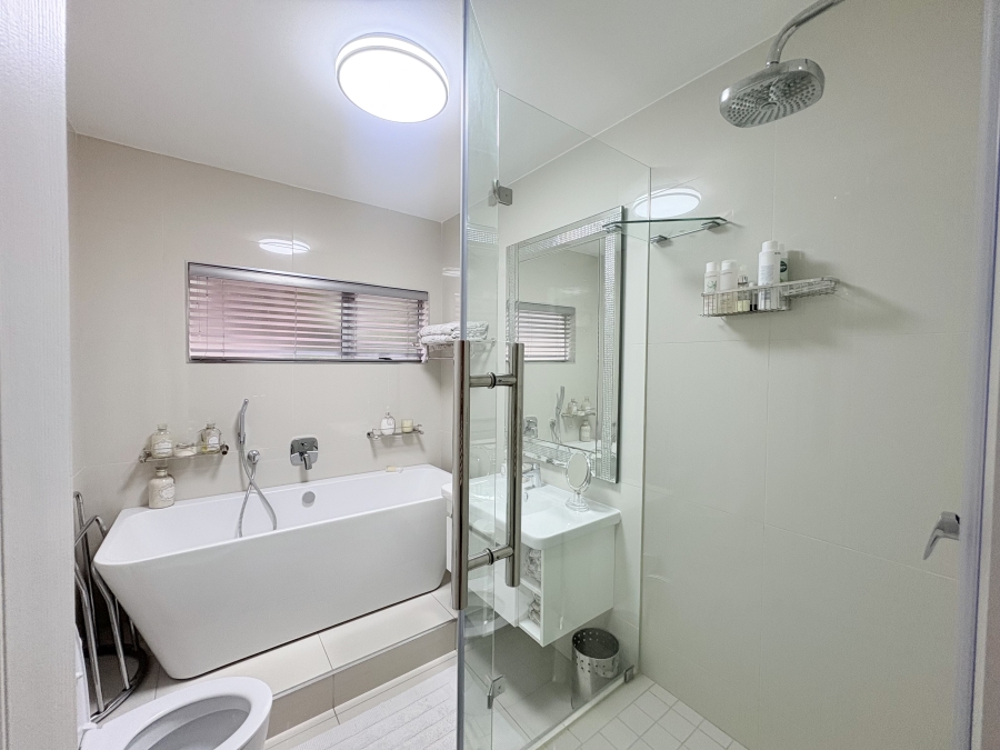 3 Bedroom Property for Sale in Umhlanga KwaZulu-Natal