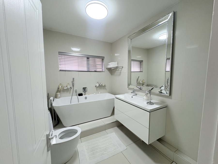 3 Bedroom Property for Sale in Umhlanga KwaZulu-Natal