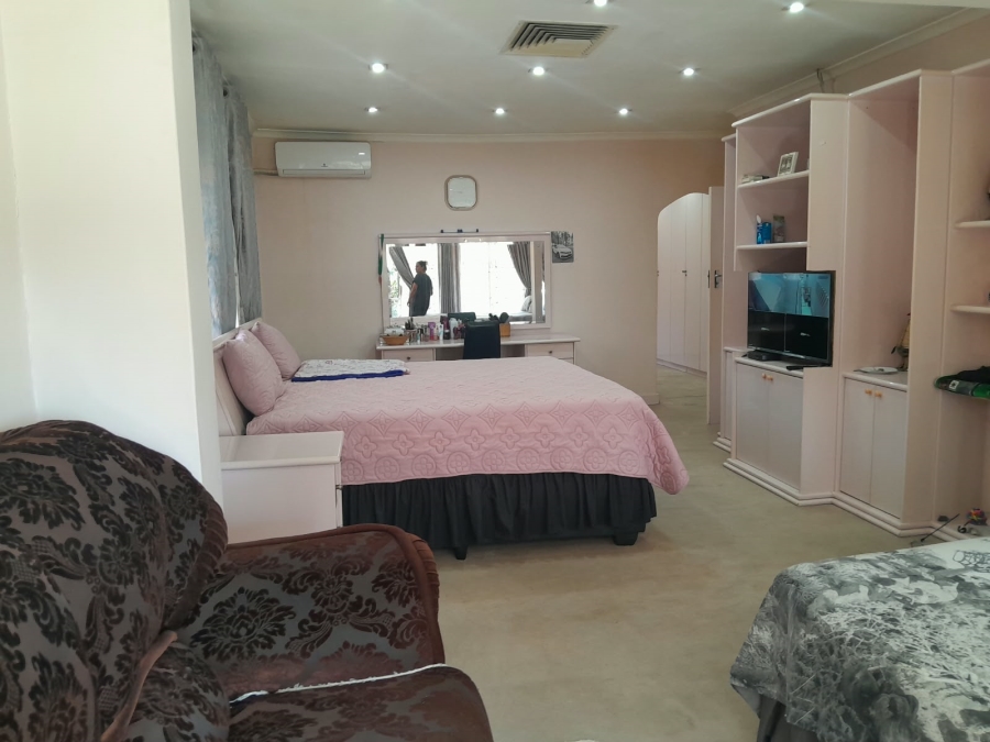 3 Bedroom Property for Sale in Durban North KwaZulu-Natal