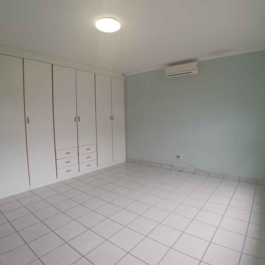 3 Bedroom Property for Sale in Birdswood KwaZulu-Natal
