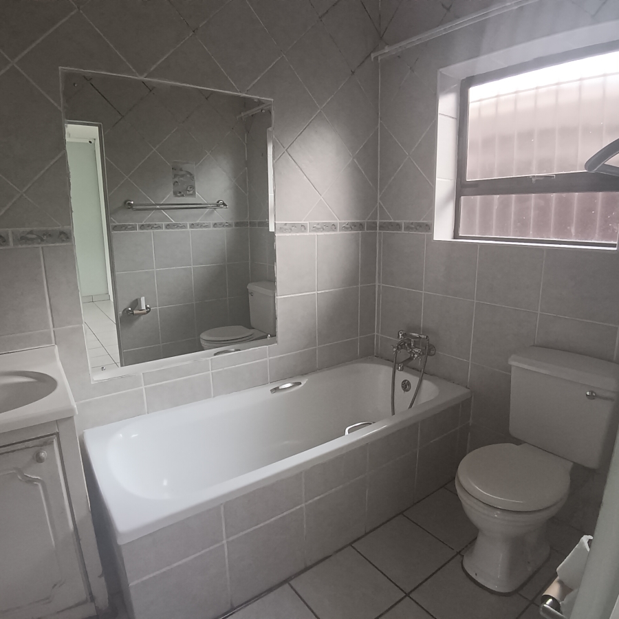 3 Bedroom Property for Sale in Birdswood KwaZulu-Natal
