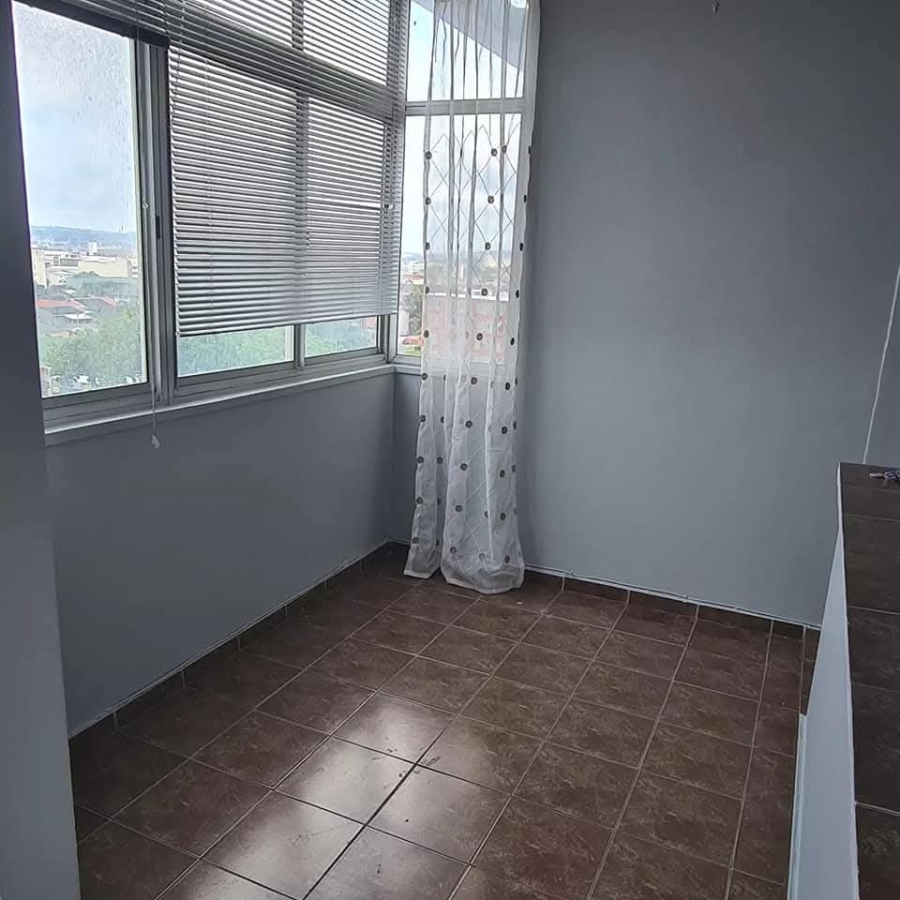 To Let 2 Bedroom Property for Rent in Glenwood KwaZulu-Natal