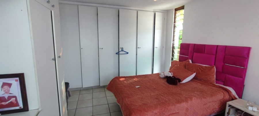 2 Bedroom Property for Sale in Westridge KwaZulu-Natal