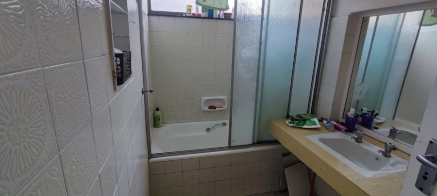 2 Bedroom Property for Sale in Westridge KwaZulu-Natal