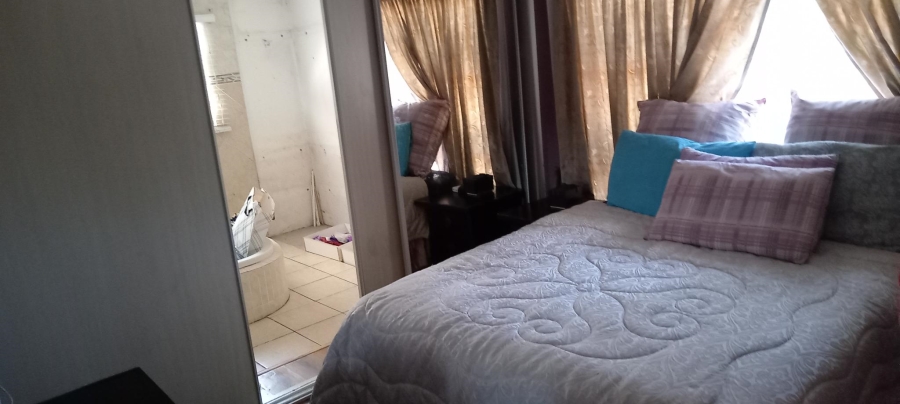 5 Bedroom Property for Sale in Moseley Park KwaZulu-Natal