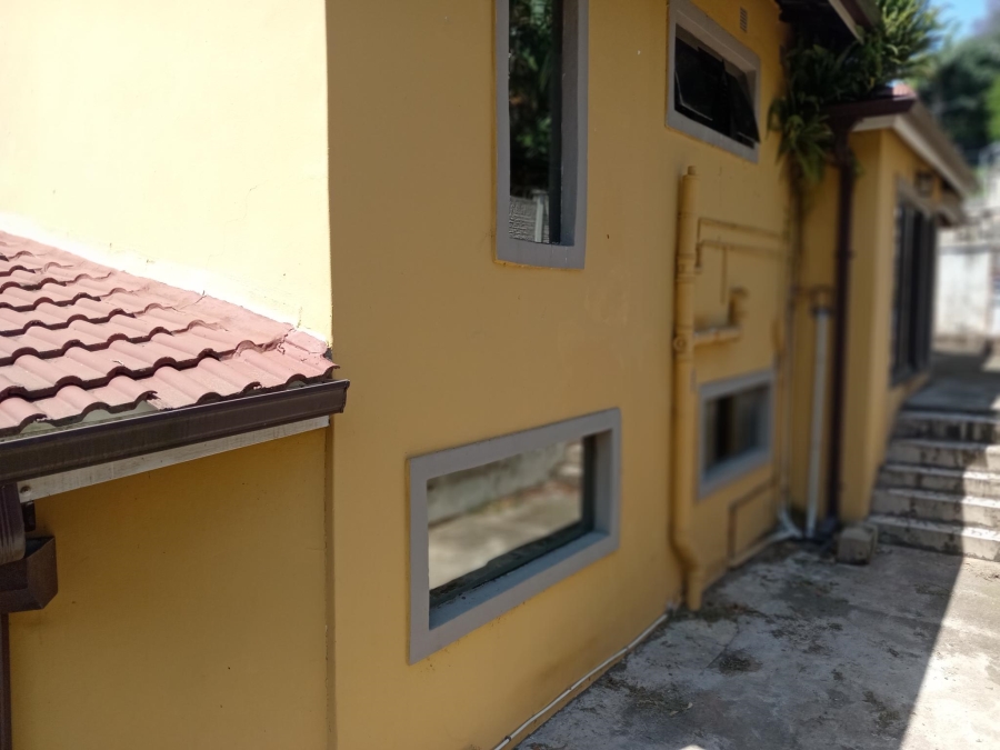 5 Bedroom Property for Sale in Moseley Park KwaZulu-Natal