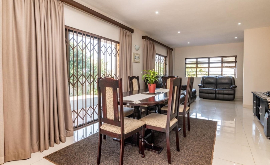 5 Bedroom Property for Sale in Ballito Central KwaZulu-Natal