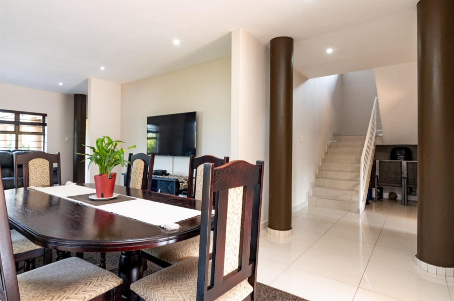 5 Bedroom Property for Sale in Ballito Central KwaZulu-Natal