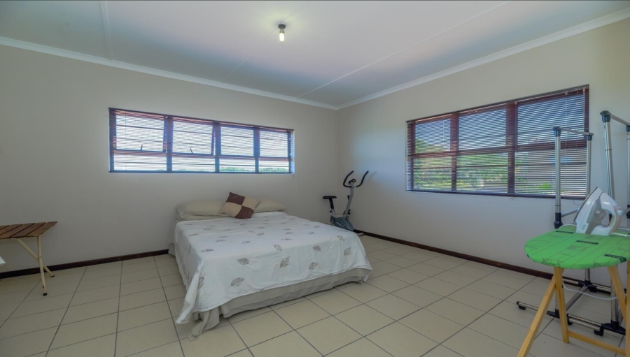 5 Bedroom Property for Sale in Ballito Central KwaZulu-Natal