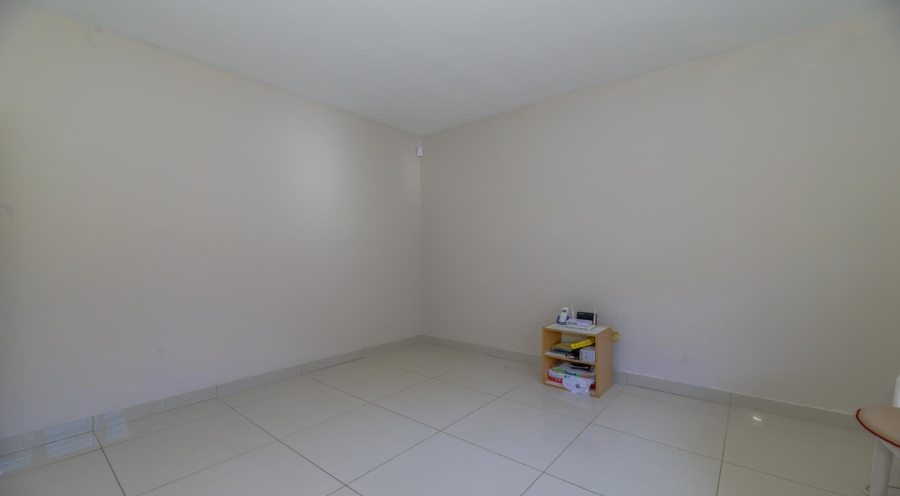 5 Bedroom Property for Sale in Ballito Central KwaZulu-Natal