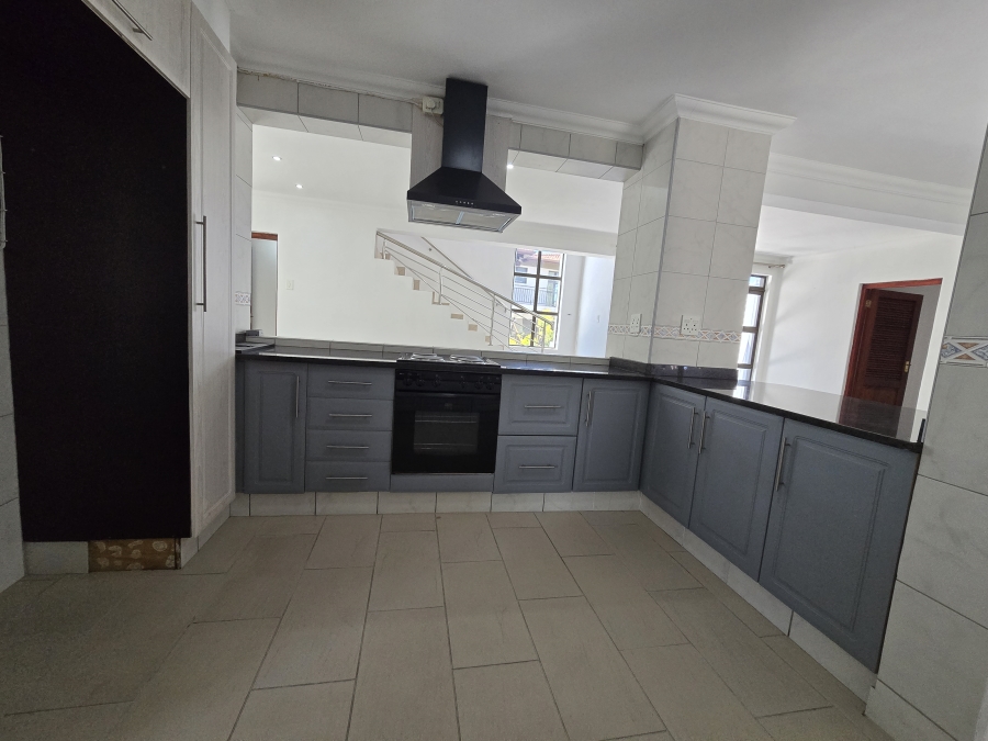 To Let 3 Bedroom Property for Rent in Palm Lakes Estate KwaZulu-Natal