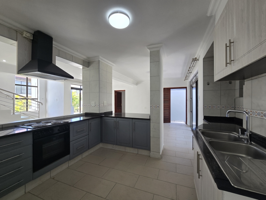 To Let 3 Bedroom Property for Rent in Palm Lakes Estate KwaZulu-Natal