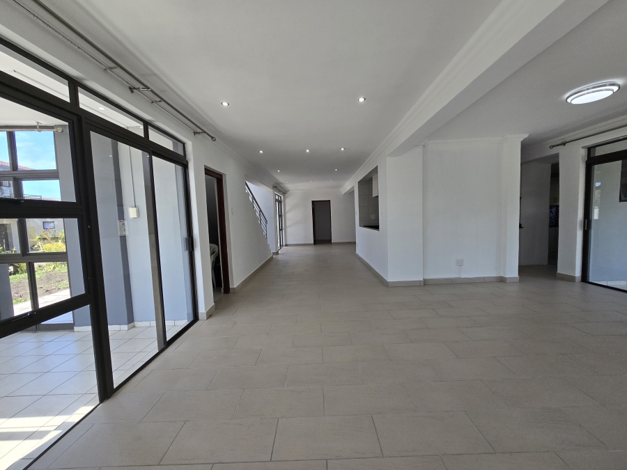To Let 3 Bedroom Property for Rent in Palm Lakes Estate KwaZulu-Natal
