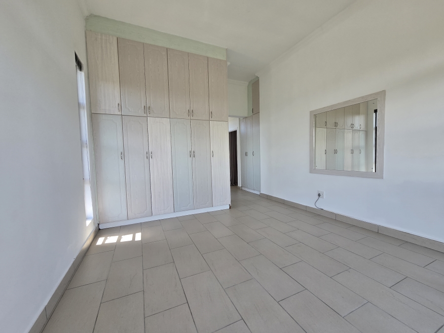 To Let 3 Bedroom Property for Rent in Palm Lakes Estate KwaZulu-Natal
