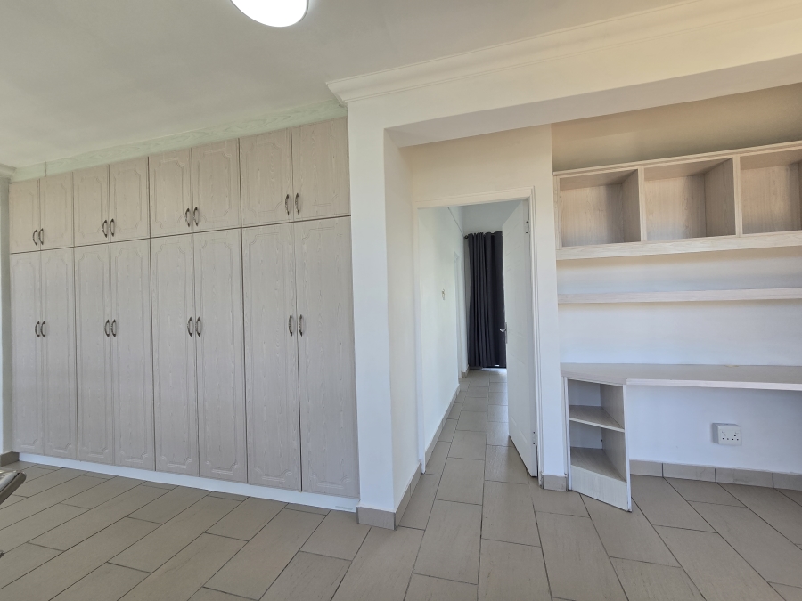 To Let 3 Bedroom Property for Rent in Palm Lakes Estate KwaZulu-Natal