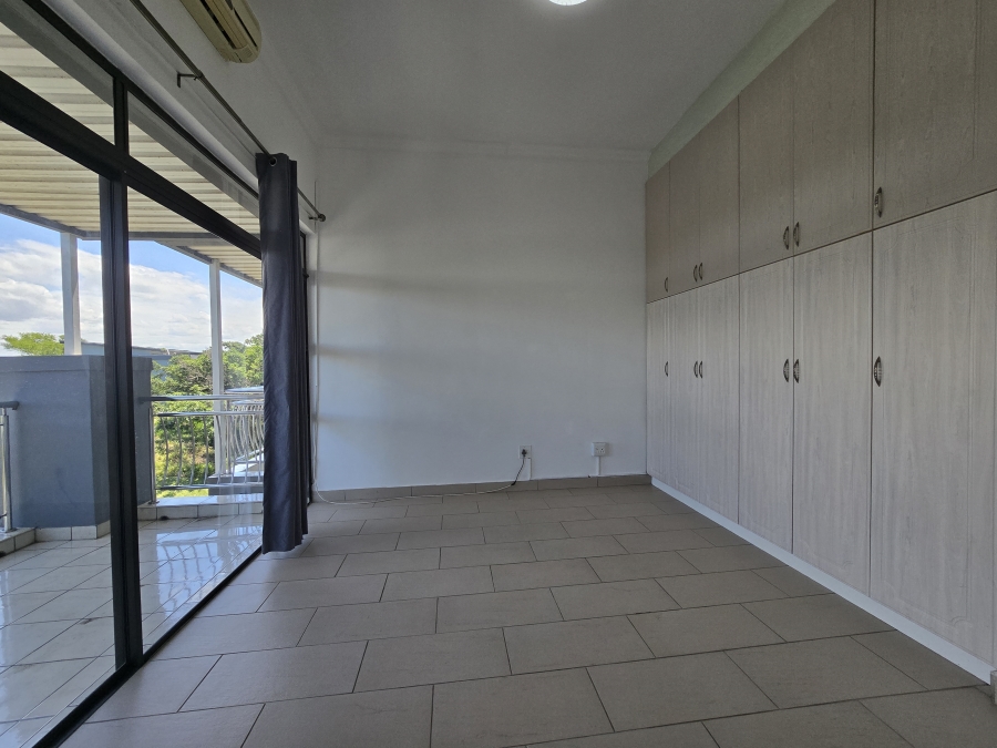 To Let 3 Bedroom Property for Rent in Palm Lakes Estate KwaZulu-Natal