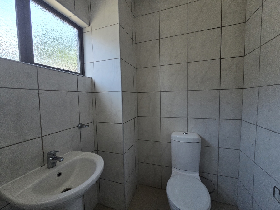 To Let 3 Bedroom Property for Rent in Palm Lakes Estate KwaZulu-Natal