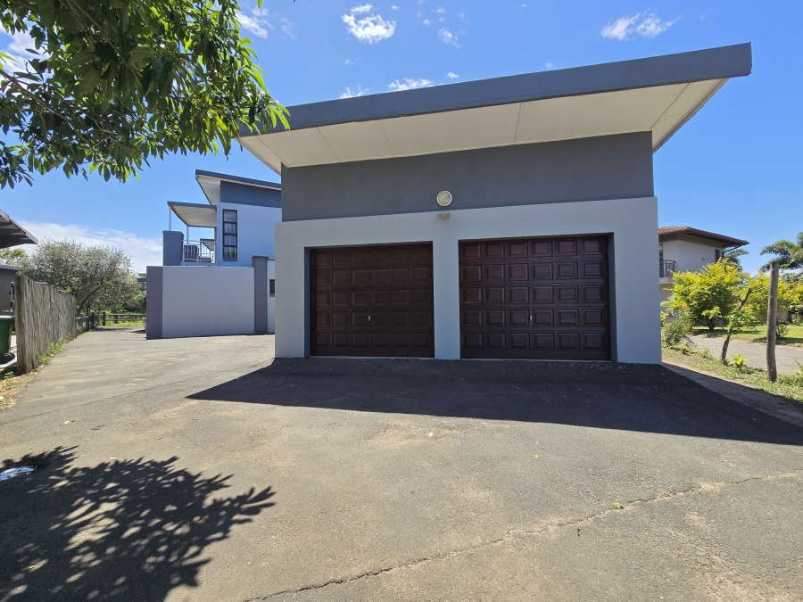 To Let 3 Bedroom Property for Rent in Palm Lakes Estate KwaZulu-Natal