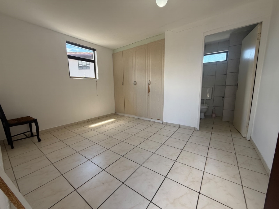 To Let 3 Bedroom Property for Rent in Palm Lakes Estate KwaZulu-Natal