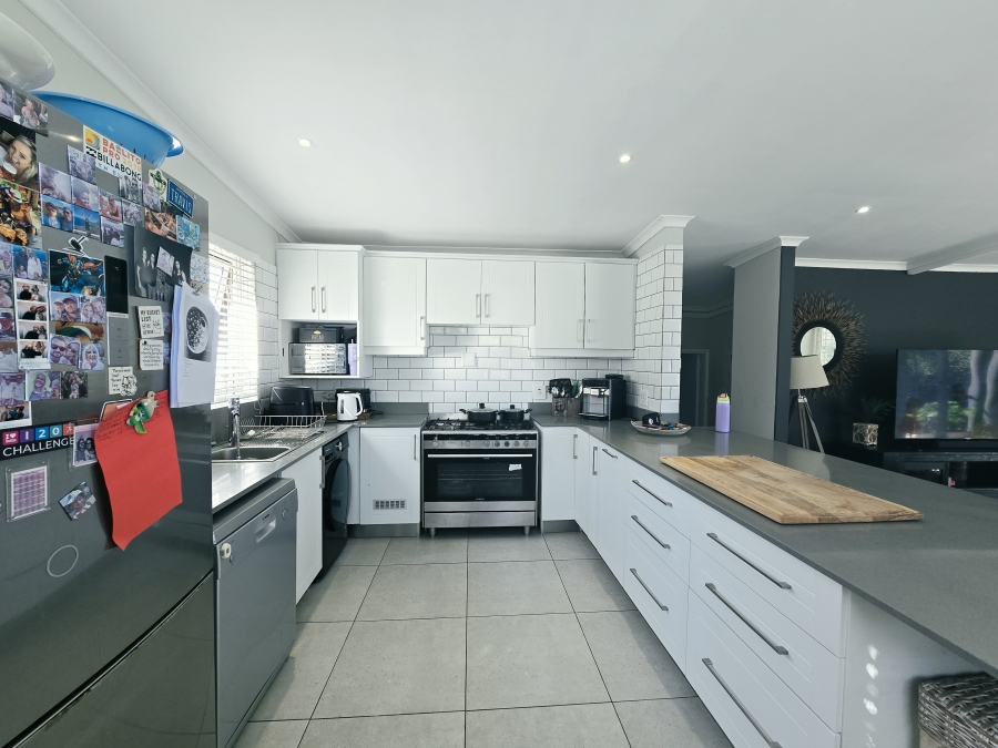 To Let 3 Bedroom Property for Rent in Ballito Central KwaZulu-Natal