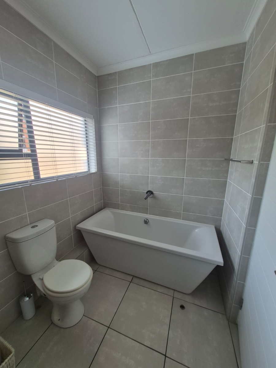 To Let 2 Bedroom Property for Rent in Ballito Central KwaZulu-Natal