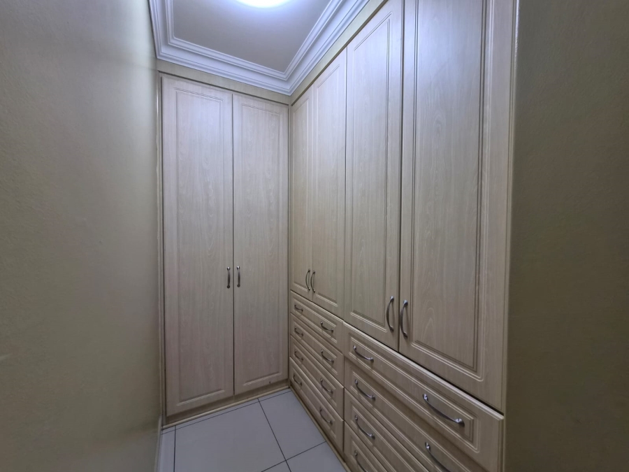 5 Bedroom Property for Sale in Mzingazi Golf Estate KwaZulu-Natal