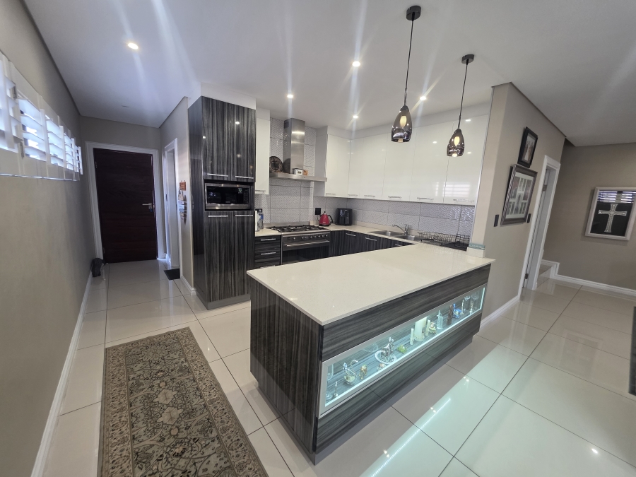 3 Bedroom Property for Sale in Izinga KwaZulu-Natal
