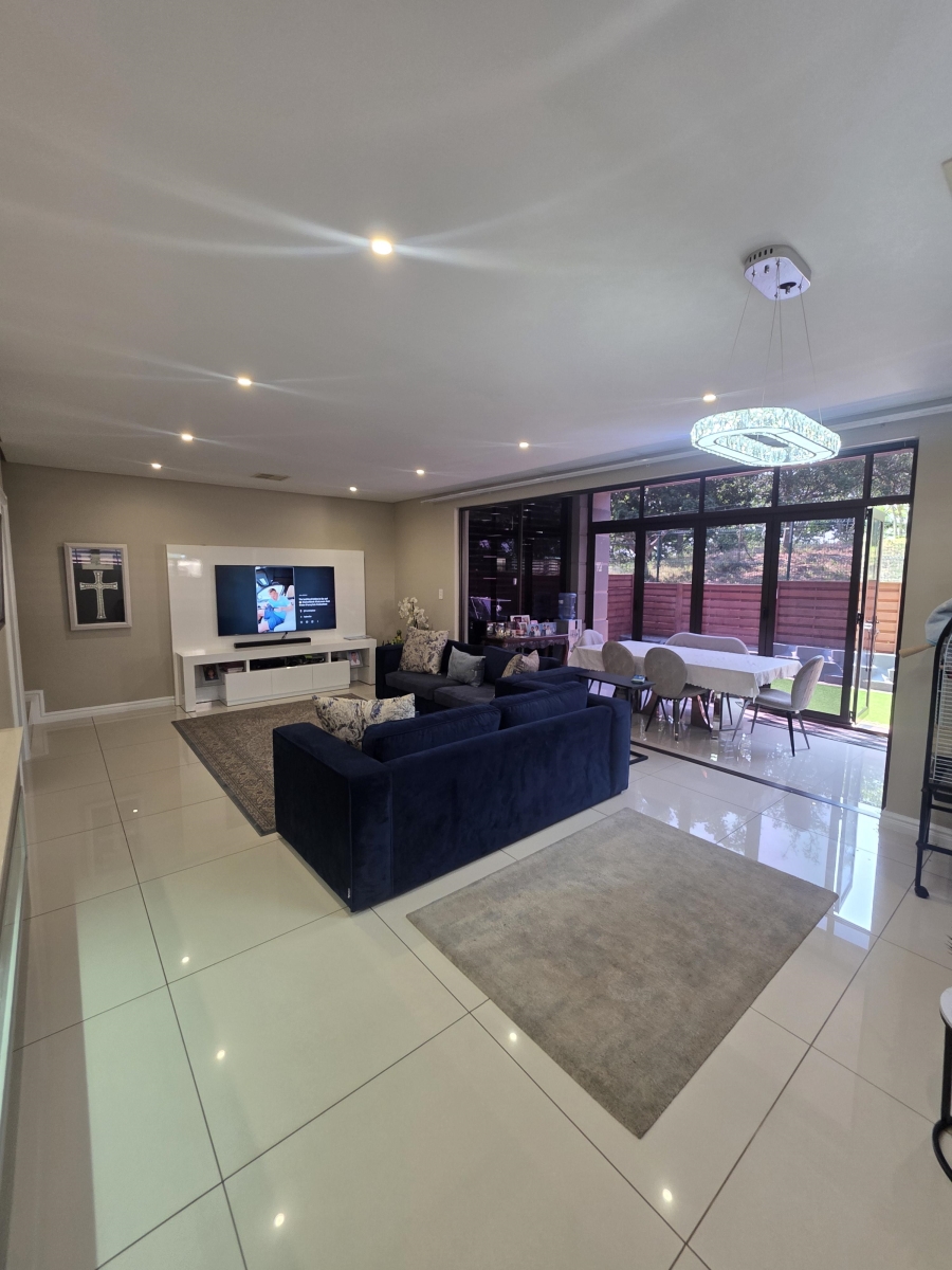 3 Bedroom Property for Sale in Izinga KwaZulu-Natal