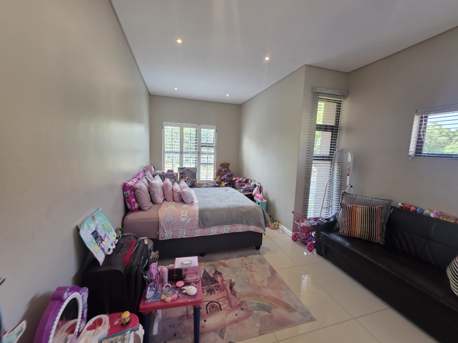 3 Bedroom Property for Sale in Izinga KwaZulu-Natal