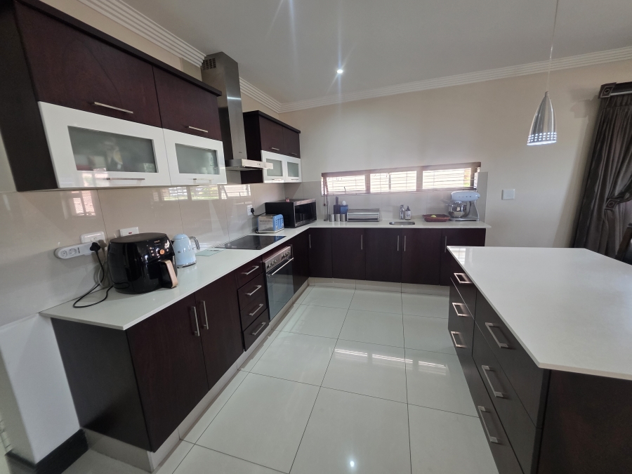 3 Bedroom Property for Sale in Izinga KwaZulu-Natal