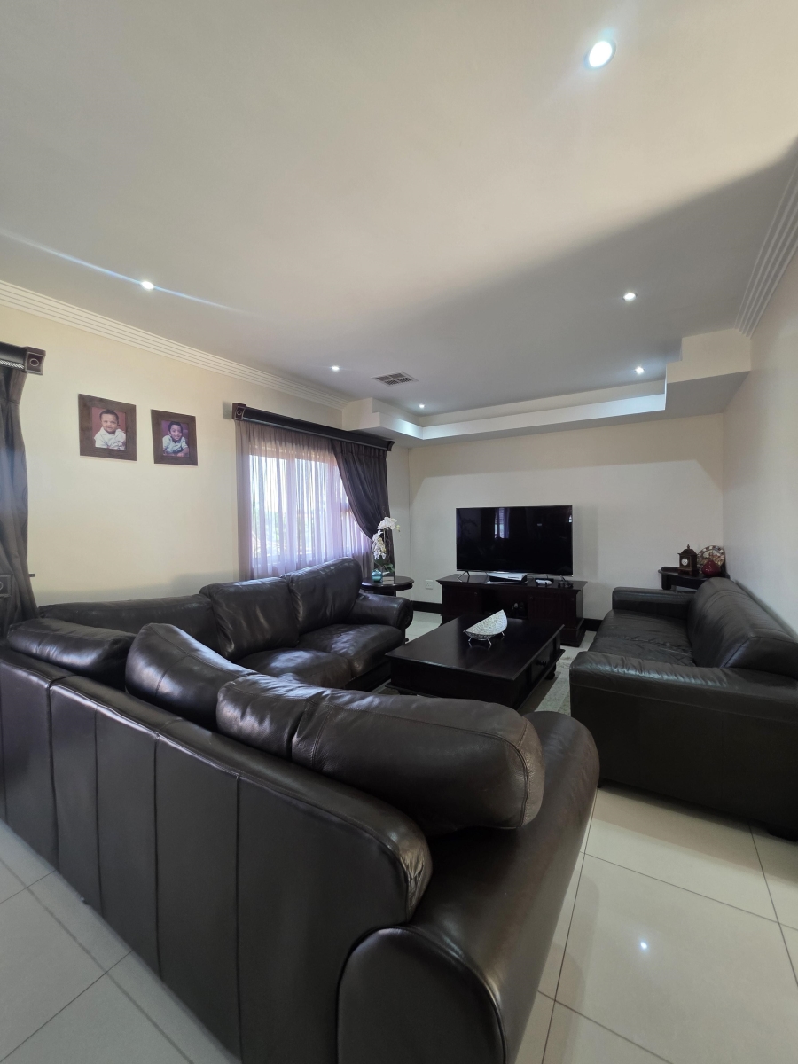 3 Bedroom Property for Sale in Izinga KwaZulu-Natal